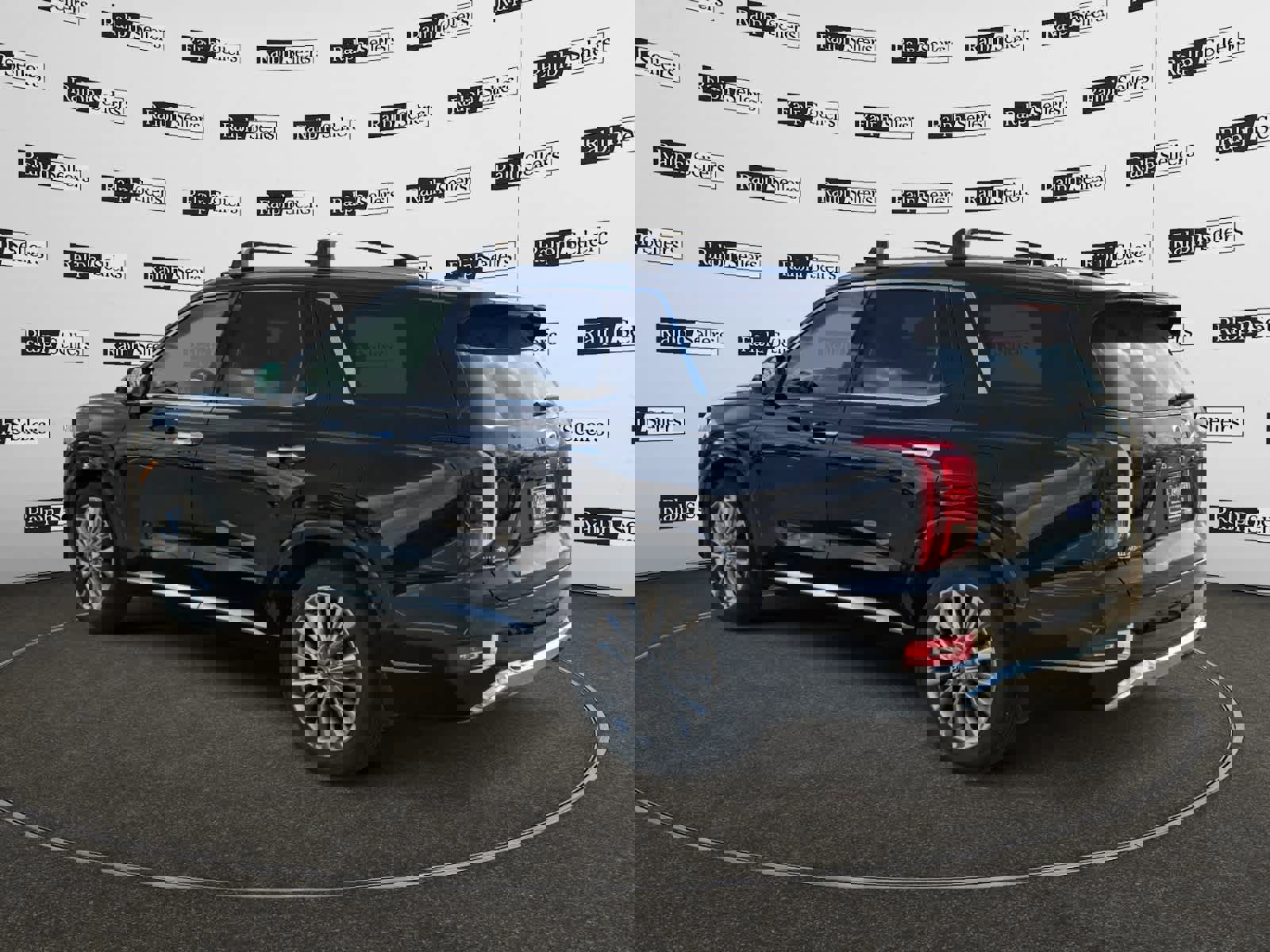 Used 2020 Hyundai Palisade Limited w/ Winter Weather Package image 4