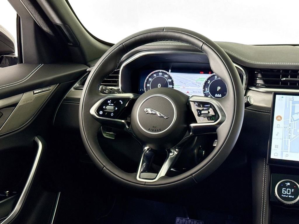 Certified 2025 Jaguar F-PACE R-Dynamic S AWD/4WD image 20