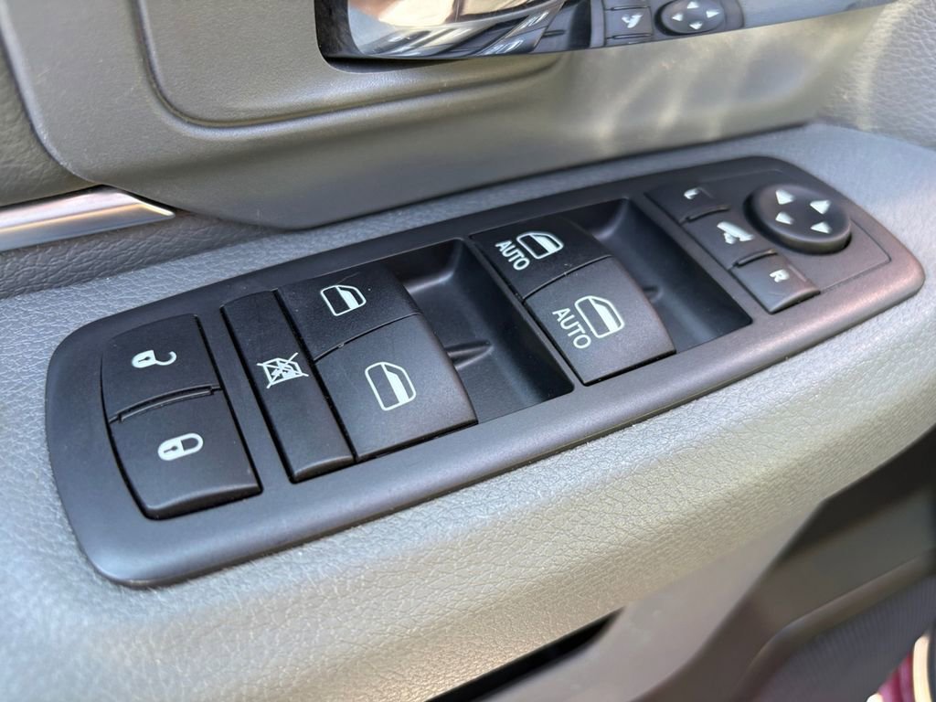 Used 2019 RAM 1500 Big Horn AWD/4WD image 13