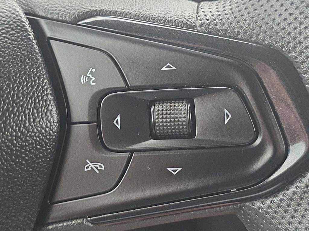 Used 2023 Chevrolet TrailBlazer LT FWD image 22