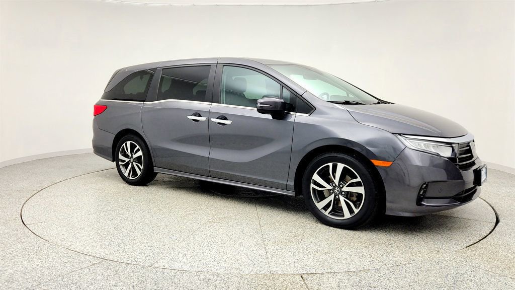 Used 2023 Honda Odyssey Touring image 3