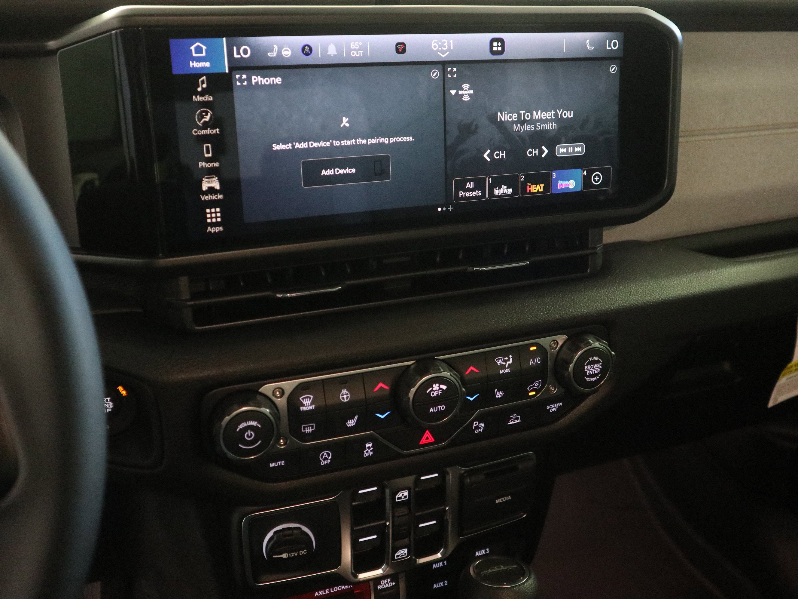New 2026 Jeep Gladiator Sport AWD/4WD image 23