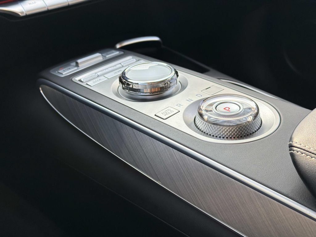 Certified 2023 Genesis Electrified GV70 AWD/4WD image 12