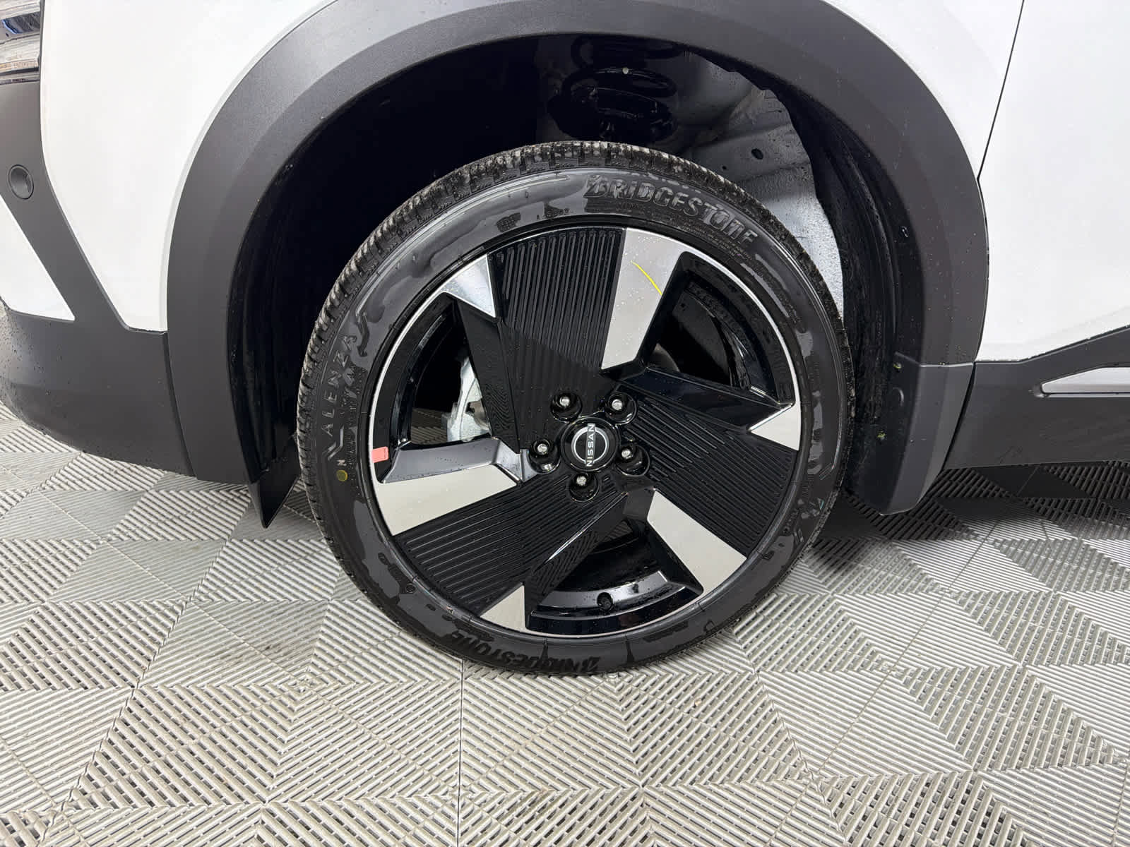 New 2026 Nissan Kicks SR image 11