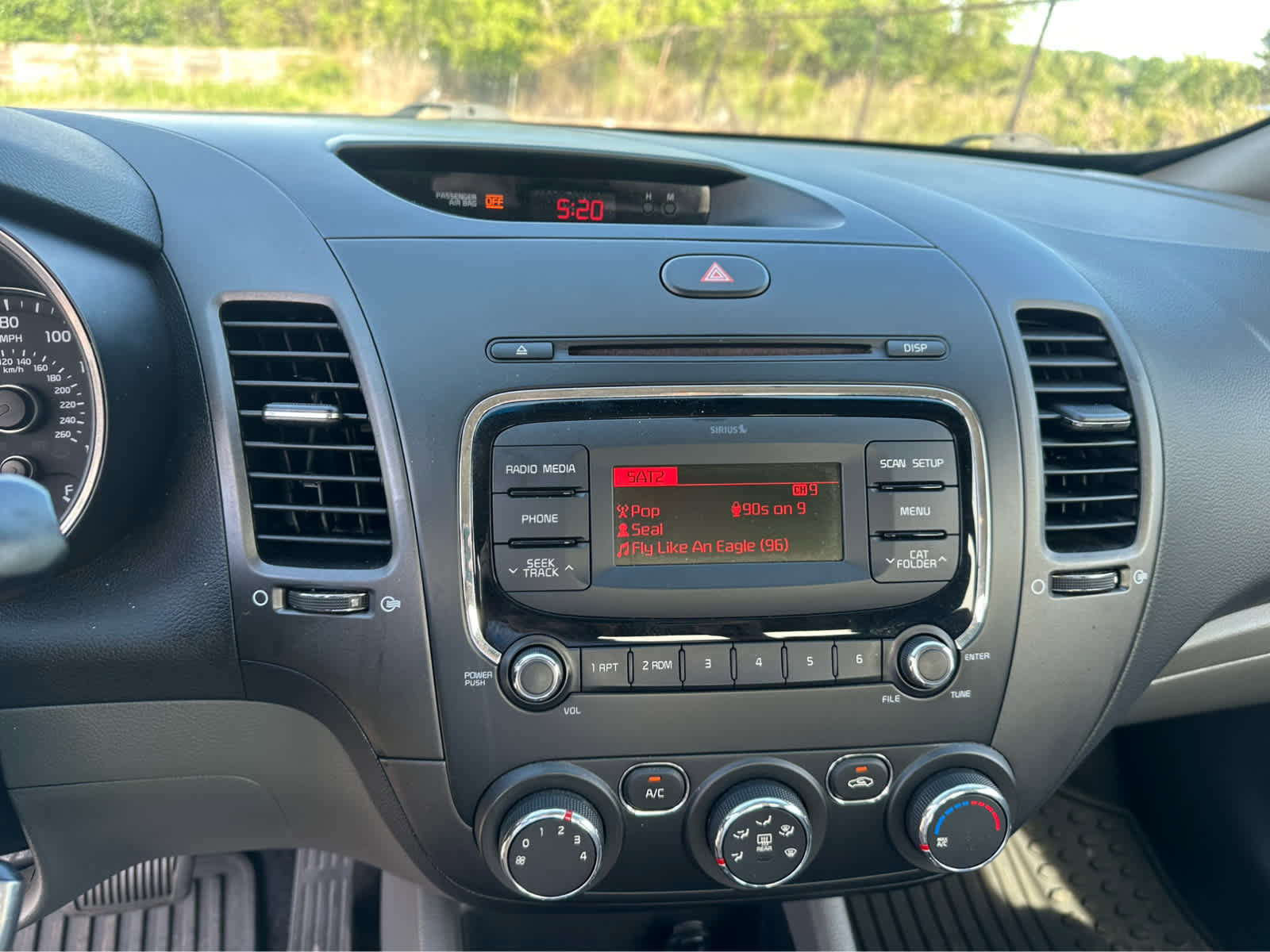 Used 2018 Kia Forte LX FWD image 9