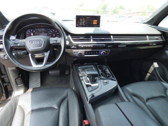 Used 2018 Audi Q7 3.0T Prestige w/ Prestige Package image 10
