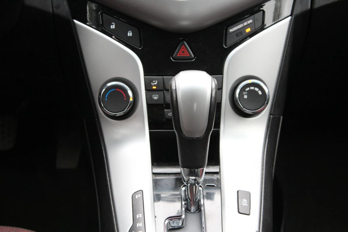 Used 2012 Chevrolet Cruze LT w/ RS Package image 28