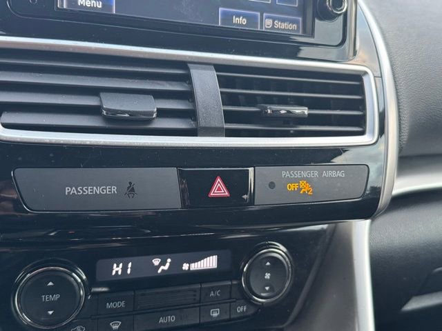 Used 2019 Mitsubishi Eclipse Cross ES image 10