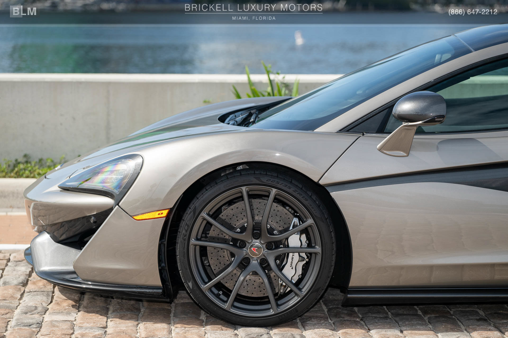 Used 2018 McLaren 570S Coupe RWD image 46