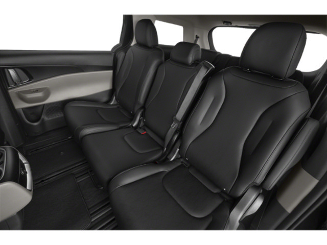 New 2027 Kia Carnival LXS FWD image 10
