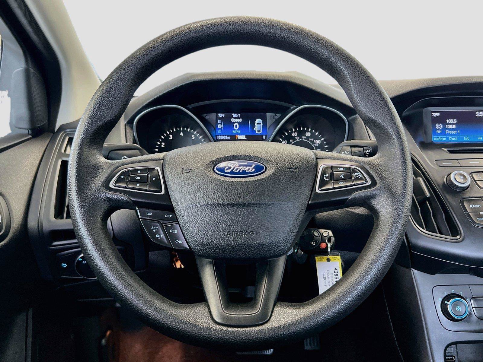 Used 2016 Ford Focus SE FWD image 17