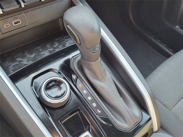 Used 2023 Chevrolet Colorado Trail Boss w/ Advanced Trailering Package image 19
