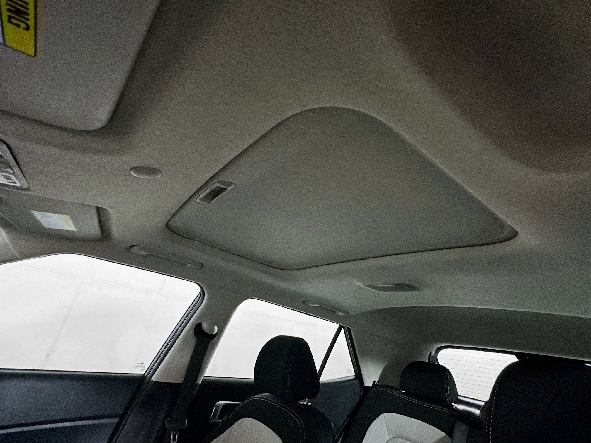 Used 2025 Hyundai Venue SEL FWD image 25