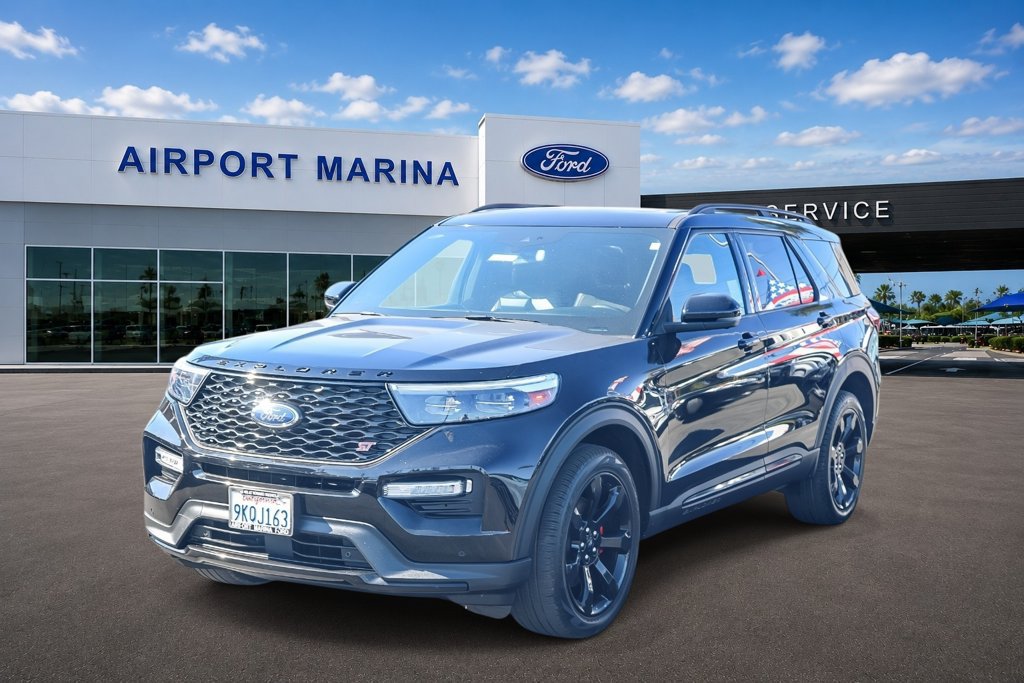 Certified 2023 Ford Explorer ST w/ Equipment Group 401A AWD/4WD image 4