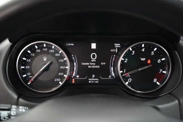 Used 2024 Maserati Levante Trofeo image 23