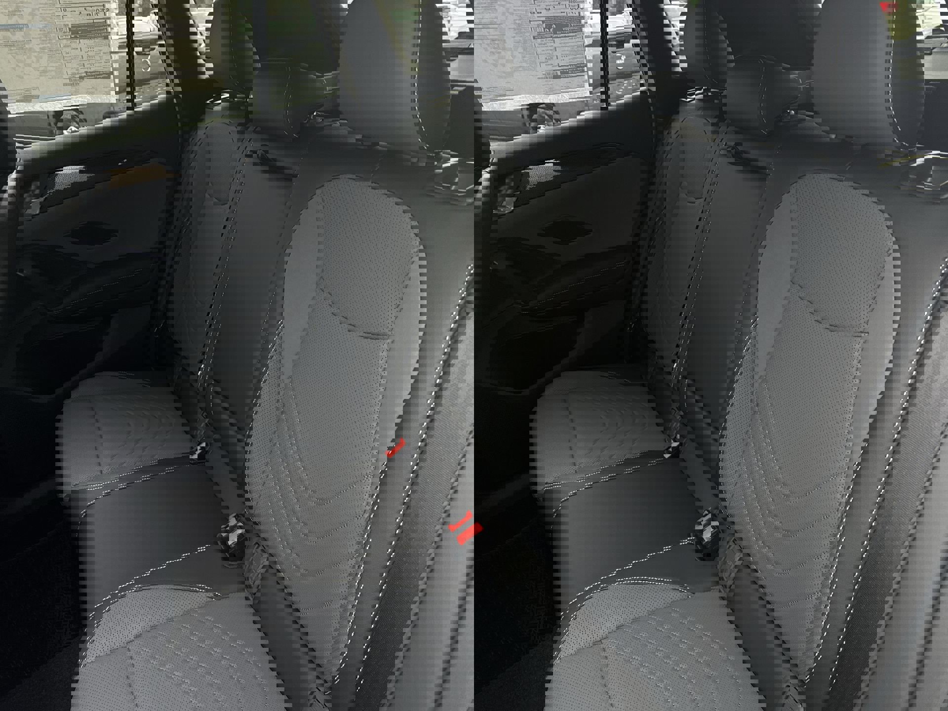 New 2026 Volkswagen Tiguan SE R-Line image 26