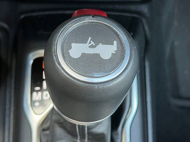 Used 2024 Jeep Wrangler Unlimited Sahara AWD/4WD image 37