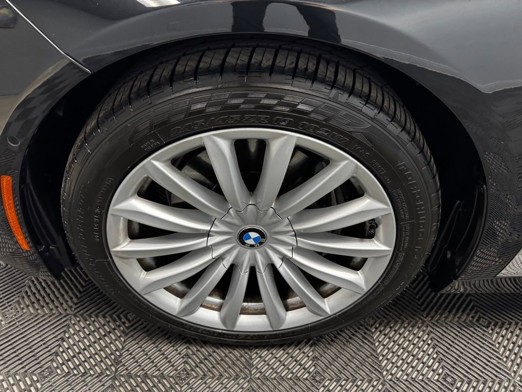 Used 2022 BMW 740i RWD image 21