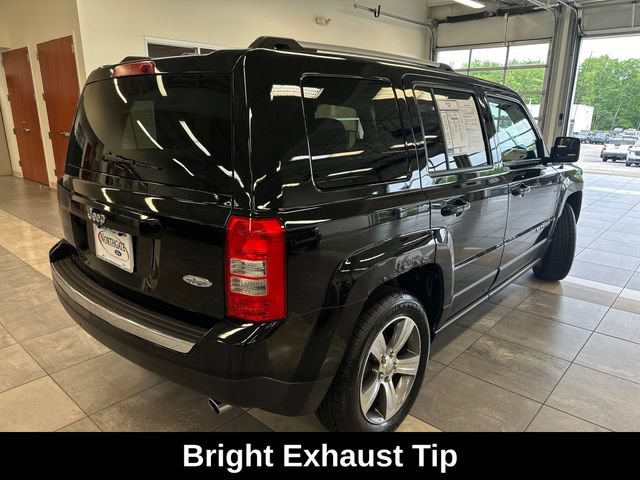 Used 2017 Jeep Patriot High Altitude FWD image 12