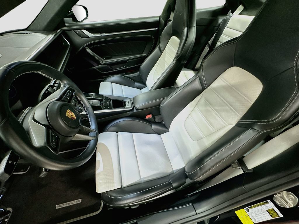 Certified 2023 Porsche 911 Turbo AWD/4WD image 5