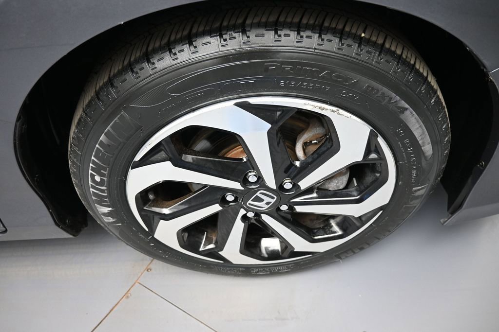 Certified 2017 Honda Accord EX-L image 13
