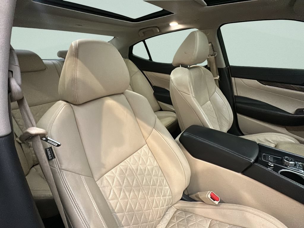 Used 2016 Nissan Maxima Platinum FWD image 22