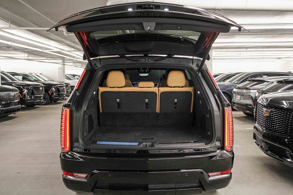 New 2025 Cadillac Escalade IQ Sport 2 image 28