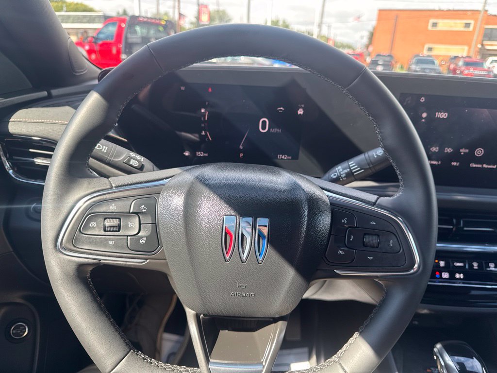 Used 2026 Buick Envista Avenir FWD image 17