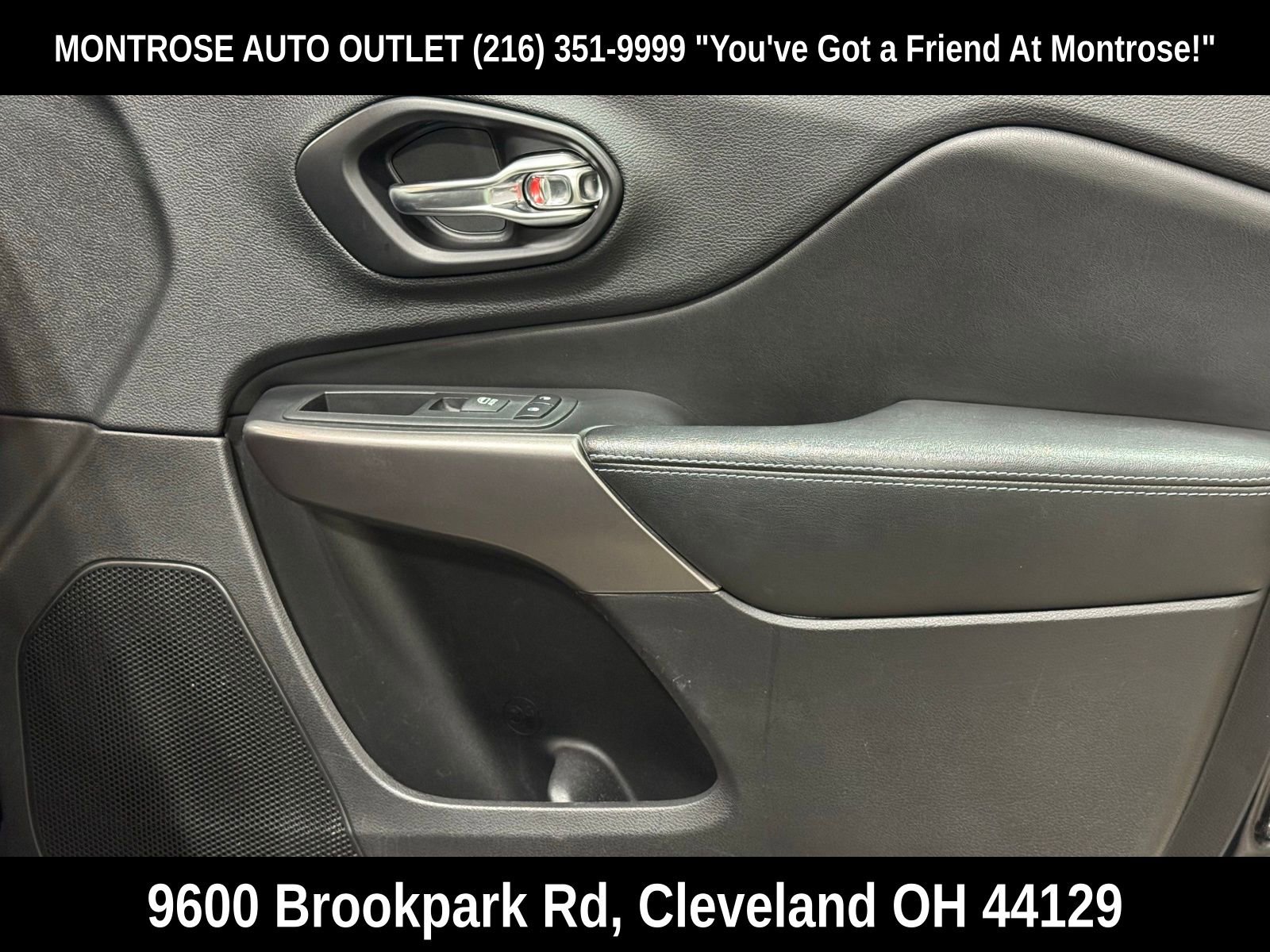 Used 2019 Jeep Cherokee Latitude Plus w/ Comfort/Convenience Group image 50