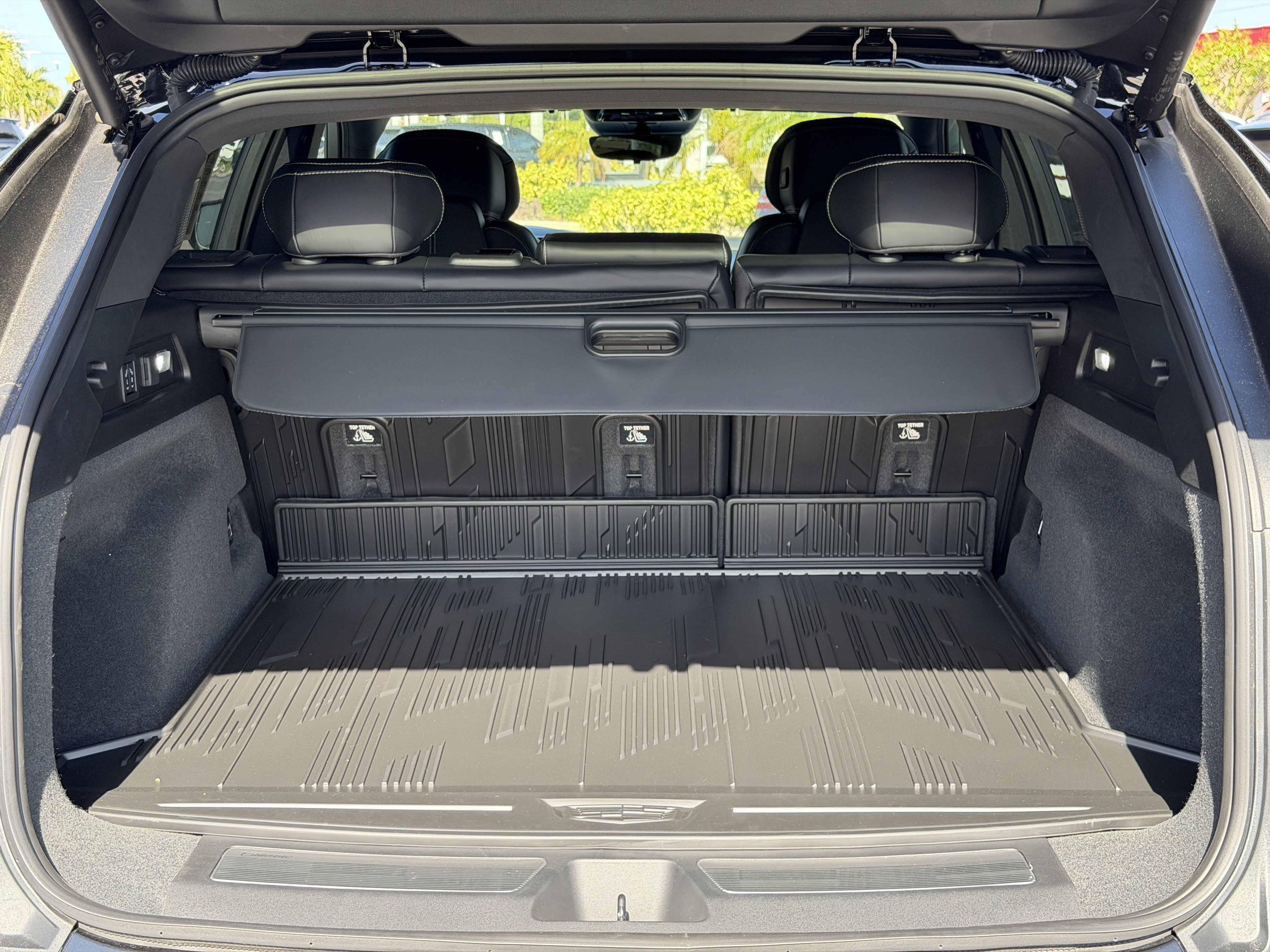 Certified 2026 Cadillac Lyriq V w/ Exterior Carbon Fiber Package image 10