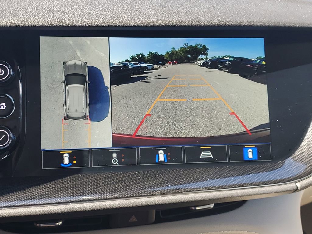 Used 2022 Buick Envision Essence w/ Technology Package I AWD/4WD image 27