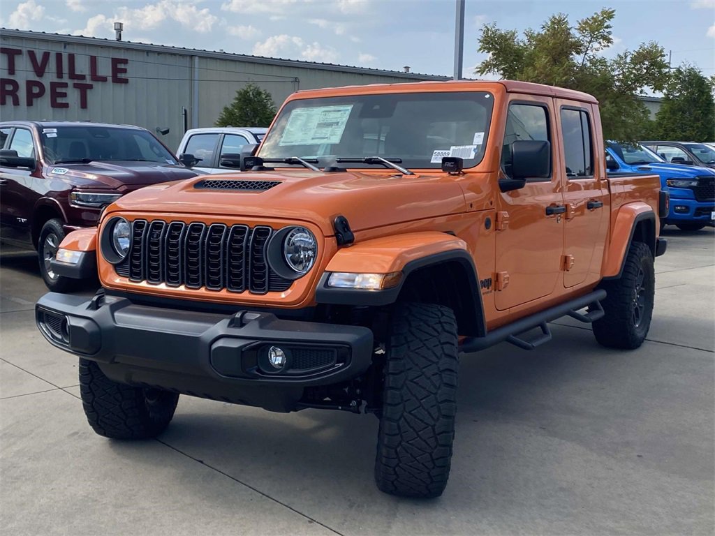 New 2025 Jeep Gladiator Sport image 3