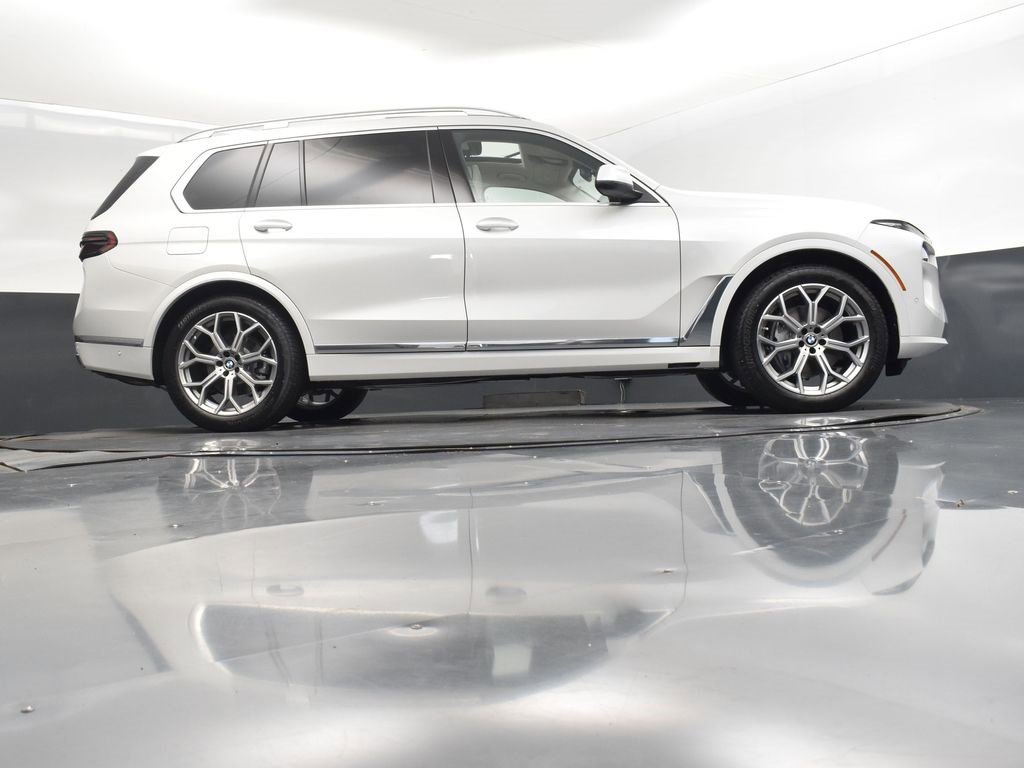 New 2026 BMW X7 xDrive40i w/ Executive Package image 44