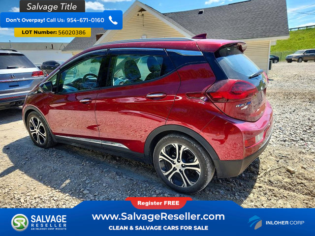 Used 2019 Chevrolet Bolt Premier w/ Infotainment Package FWD image 3