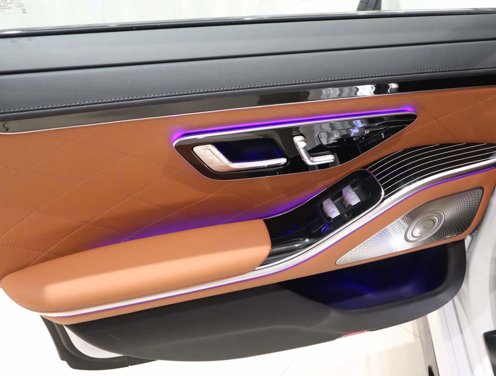 Used 2024 Mercedes-Benz S 580e 4MATIC Sedan image 21