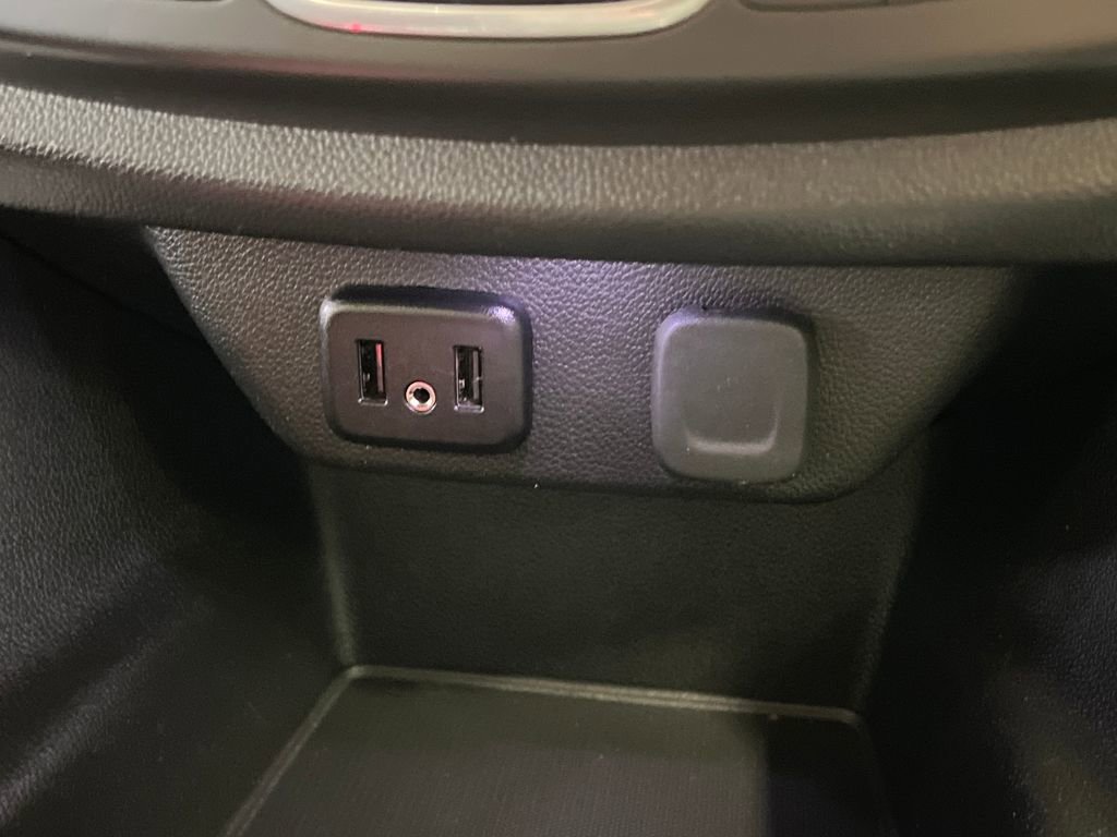 Used 2019 Chevrolet Traverse LT w/ LPO, Floor Liner Package image 30