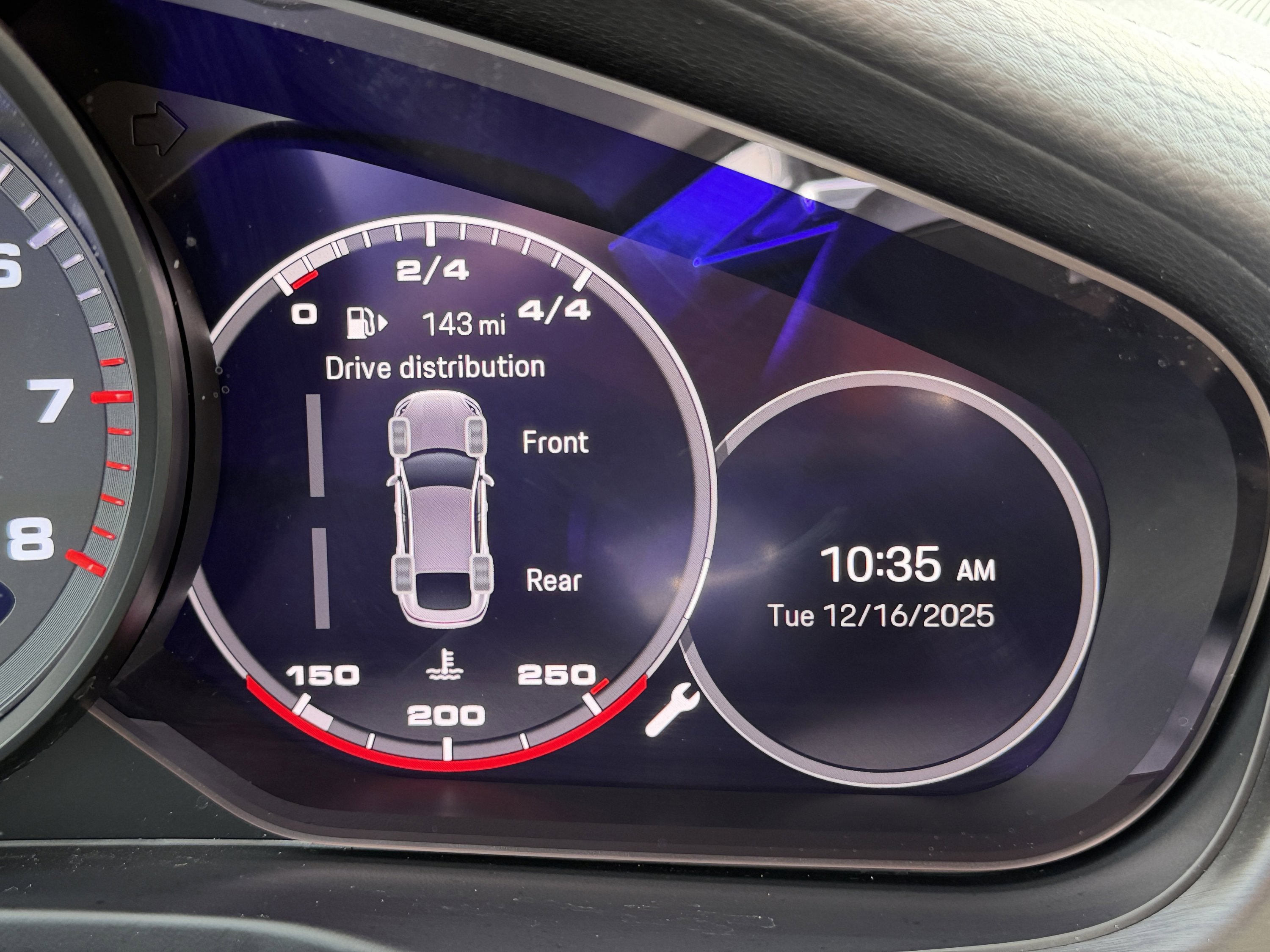 Used 2023 Porsche Panamera 4 Platinum Edition image 95