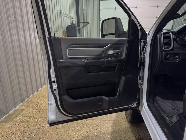 Used 2023 RAM 2500 Big Horn w/ Cold Weather Group image 10