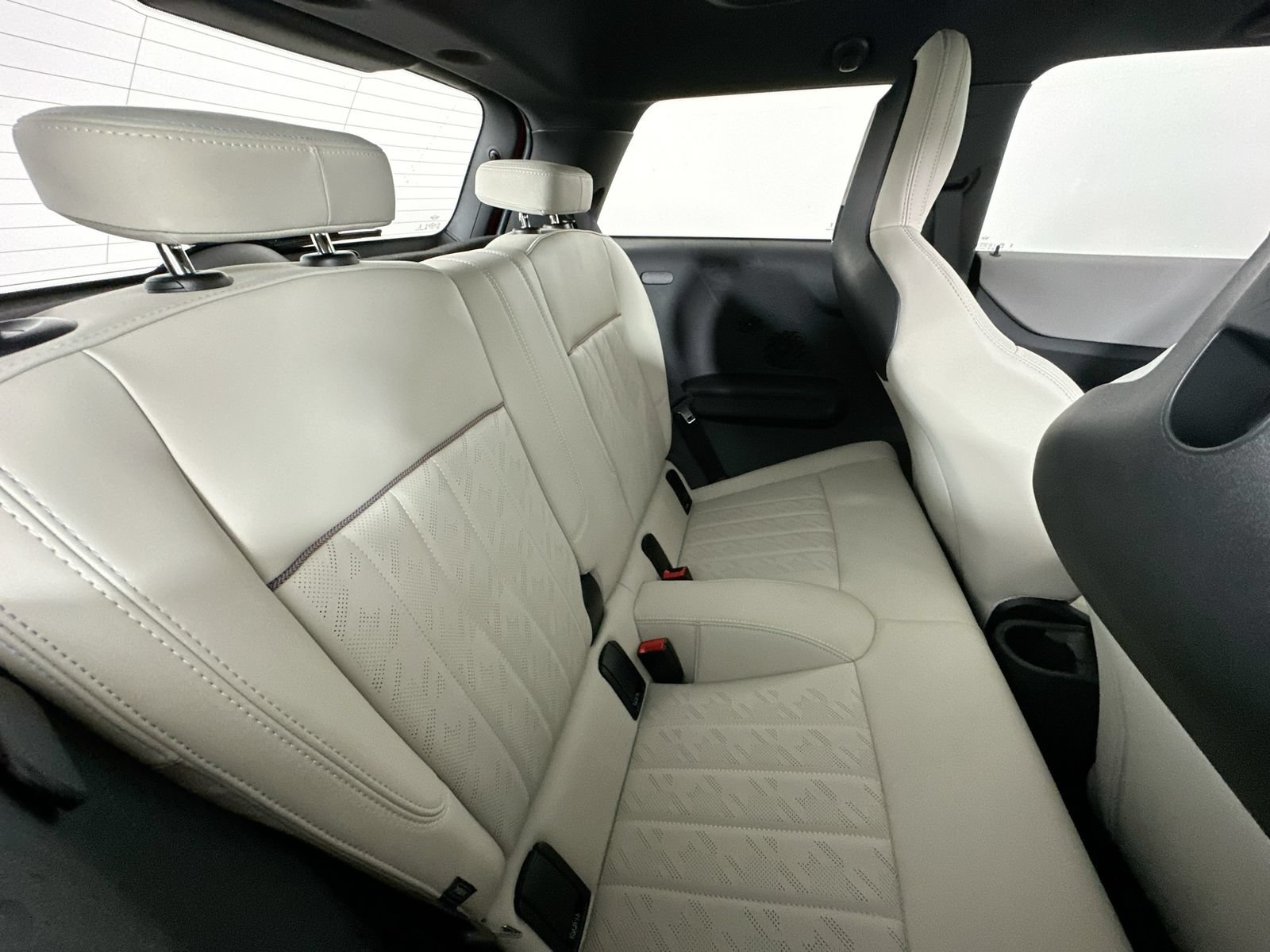 New 2026 MINI Cooper 2-Door Hardtop FWD image 36