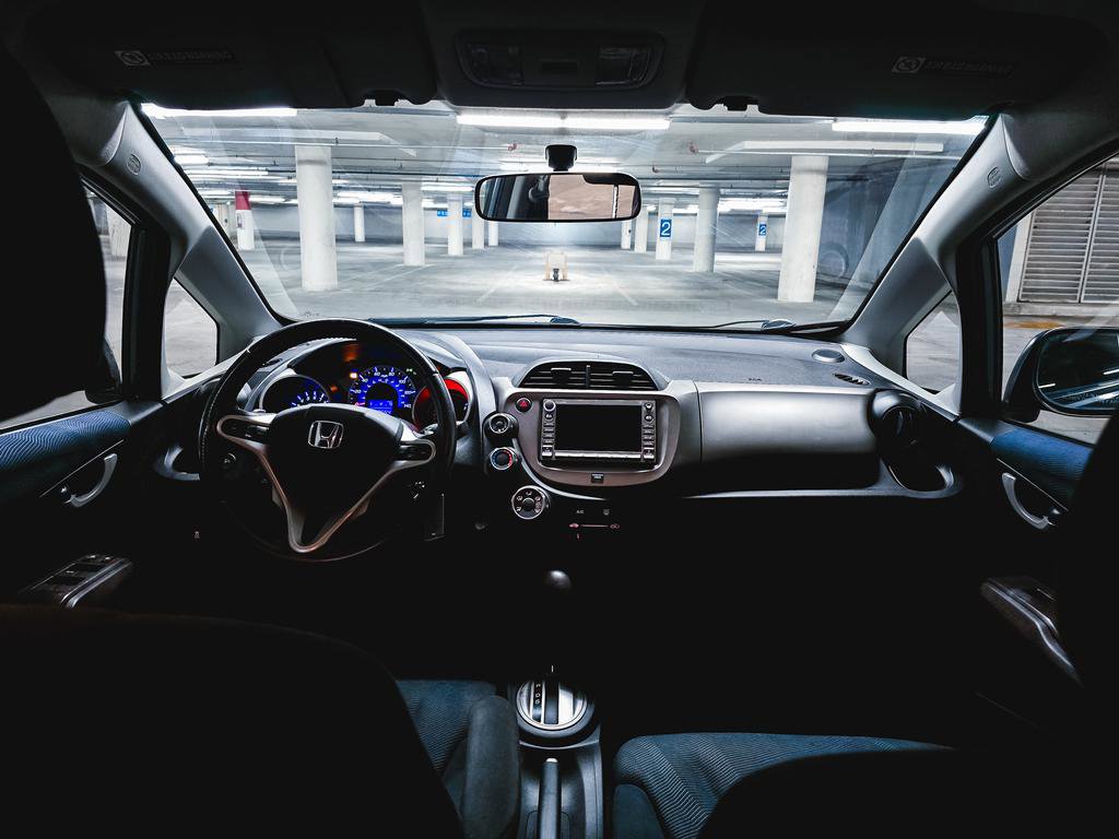 Used 2011 Honda Fit Sport image 3