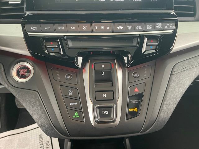 Used 2025 Honda Odyssey Sport-L image 42