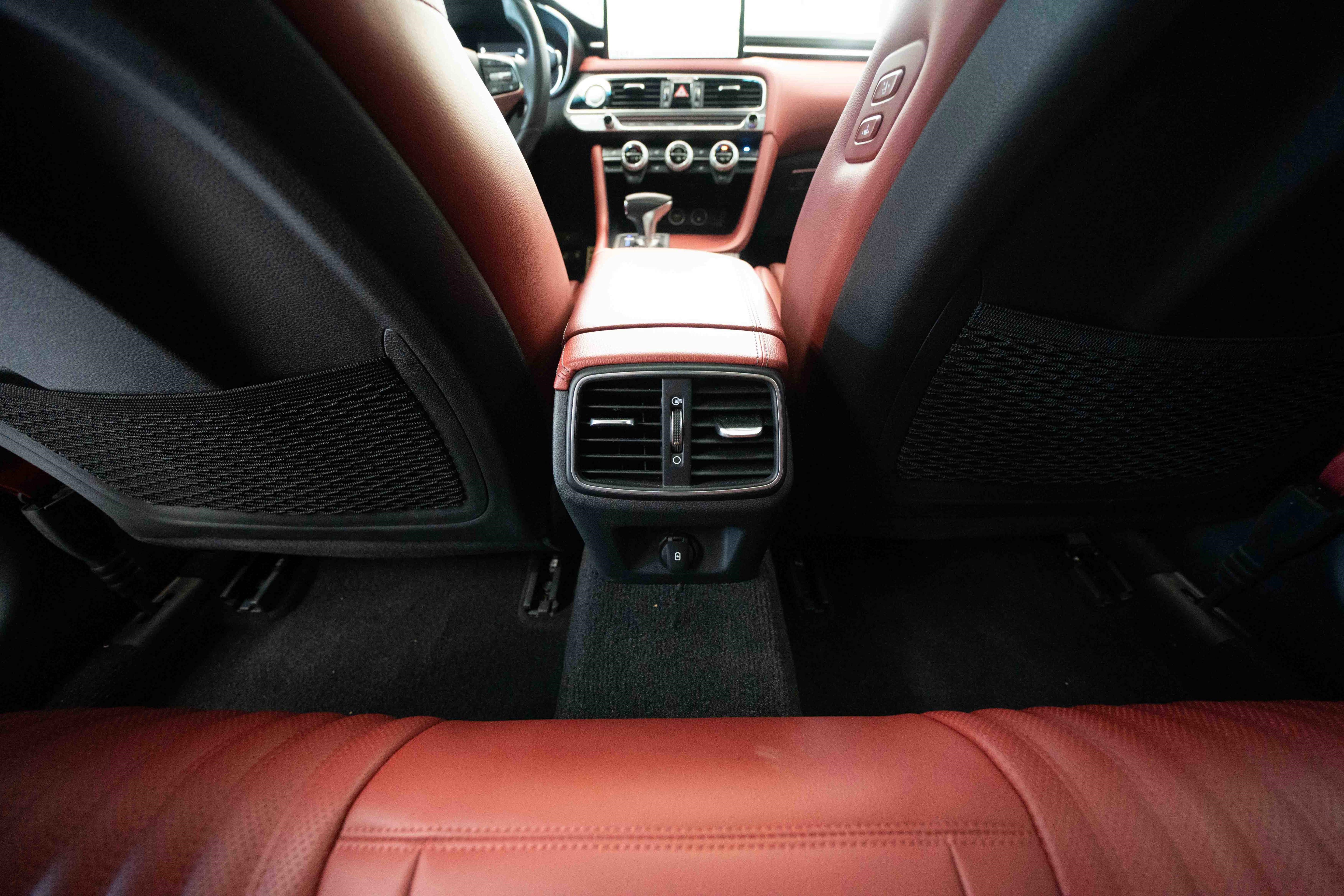 Used 2023 Genesis G70 3.3T w/ Sport Advanced Package AWD/4WD image 22