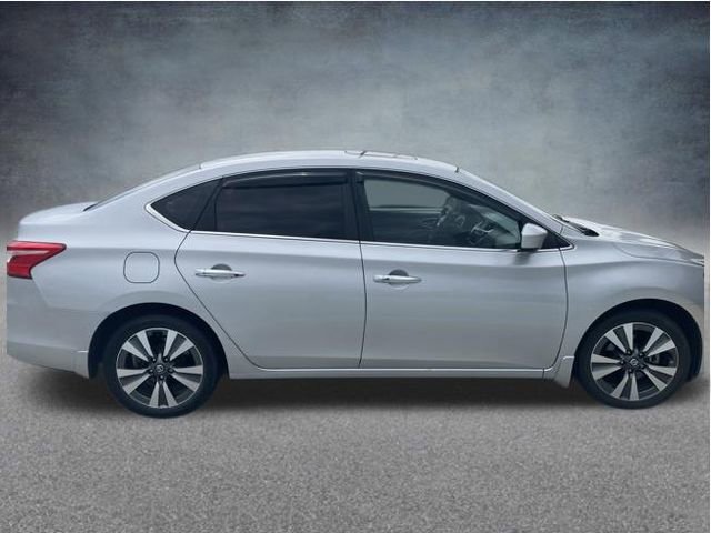 Used 2019 Nissan Sentra SV w/ Special Edition Package FWD image 7