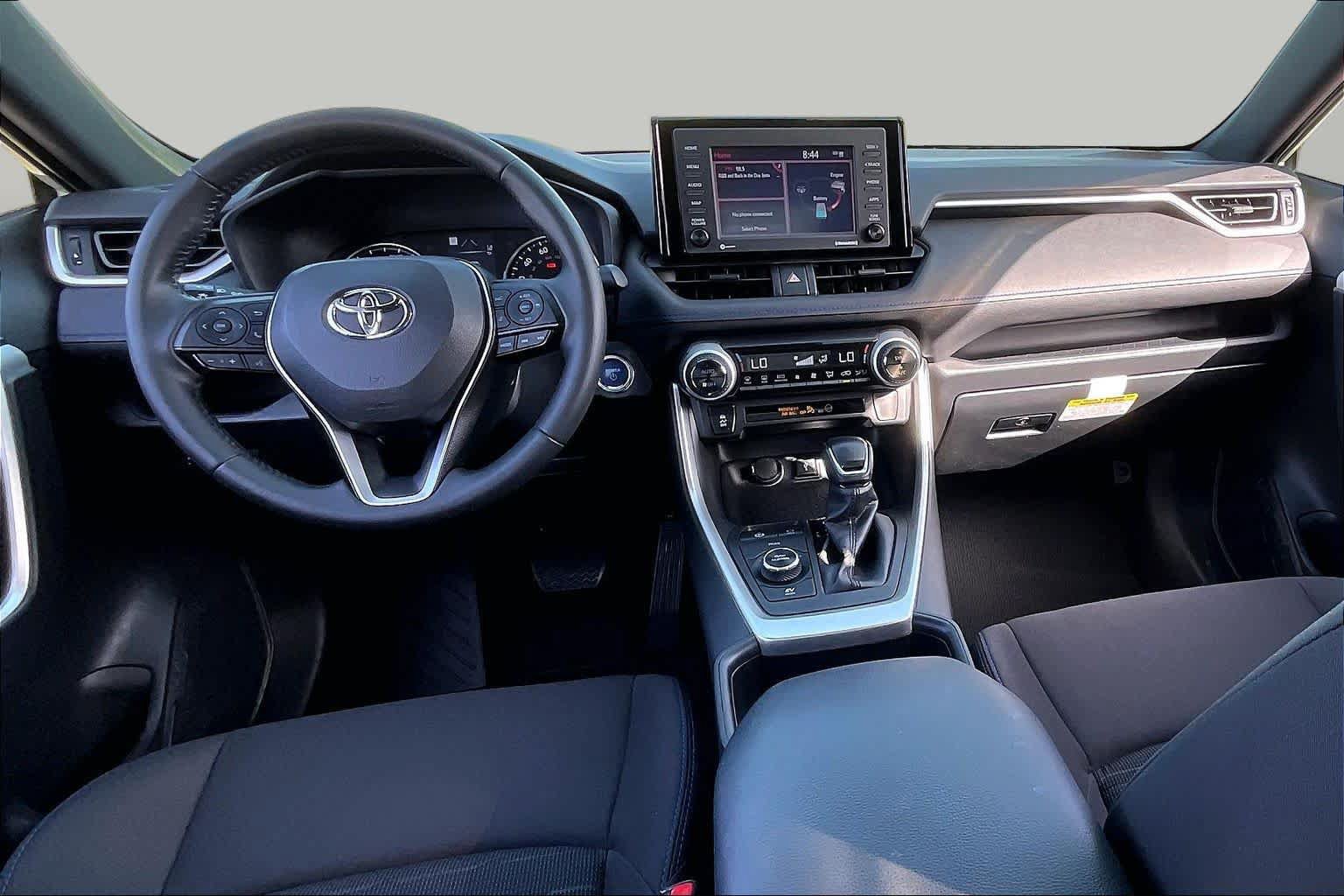 Used 2022 Toyota RAV4 SE AWD/4WD image 14