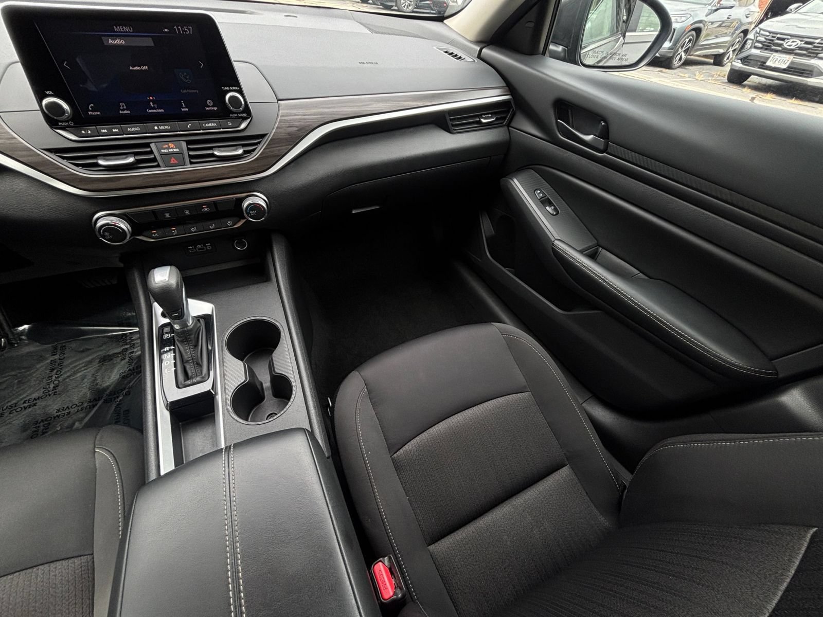 Used 2026 Nissan Altima 2.5 SV FWD image 34