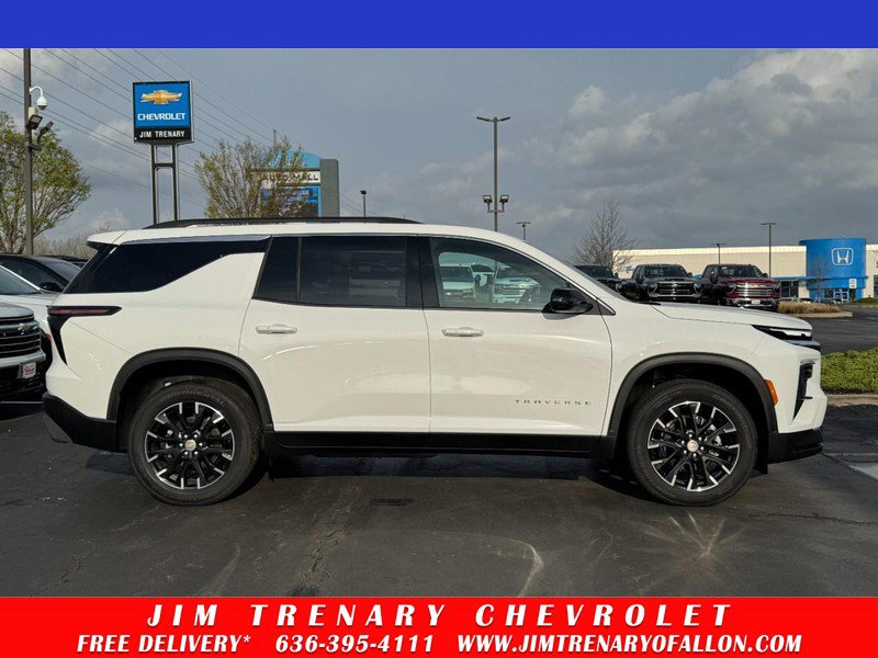 New 2026 Chevrolet Traverse LT w/ Sun and Wheel Package