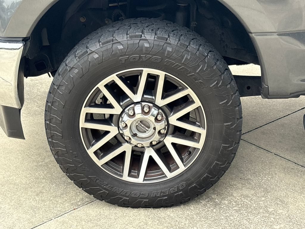 Used 2018 Ford F350 Lariat w/ Lariat Ultimate Package AWD/4WD image 11