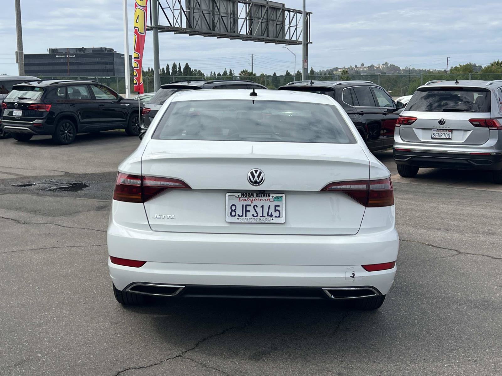 Used 2019 Volkswagen Jetta R-Line w/ R-Line Cold Weather Package FWD image 22