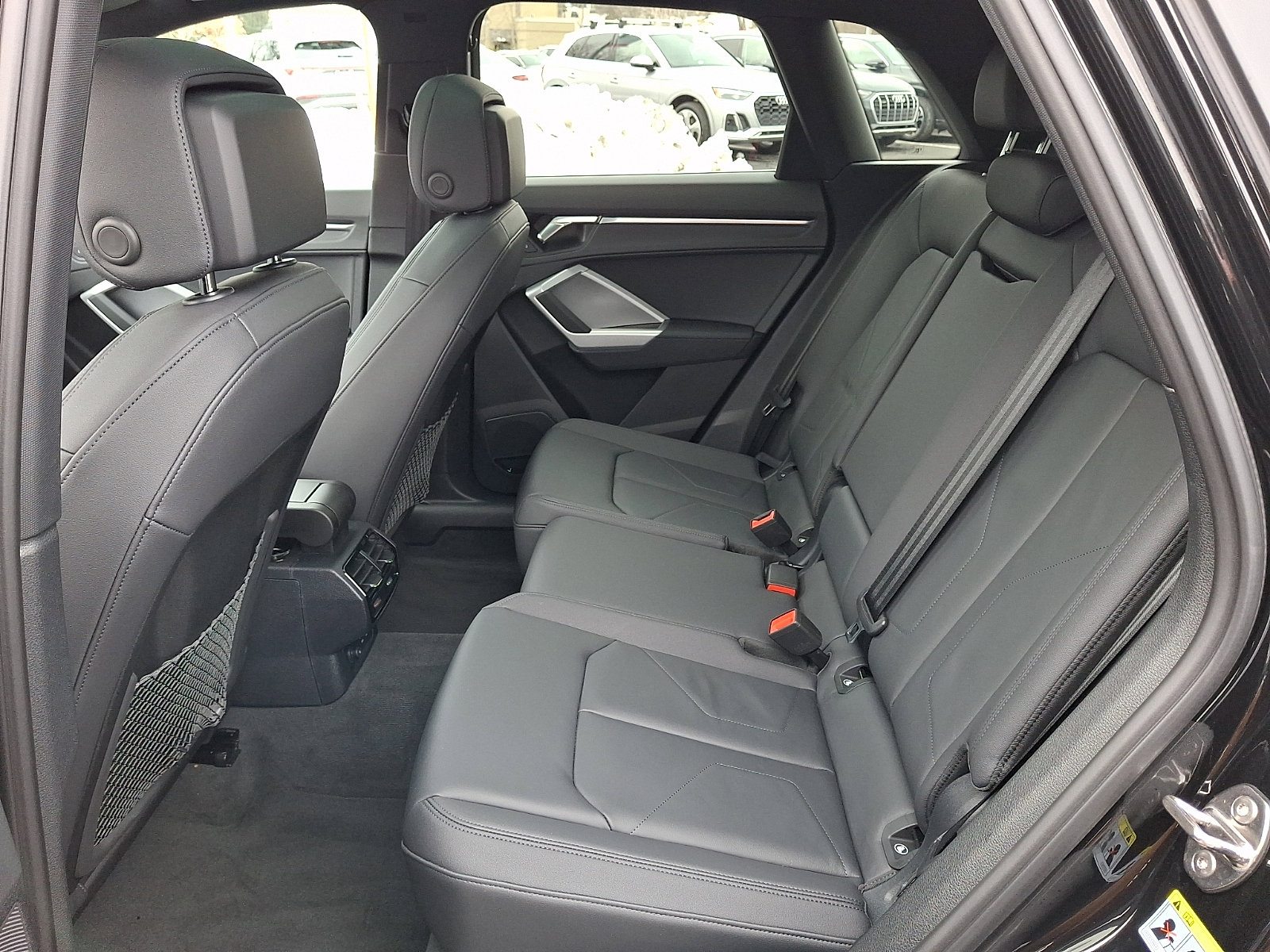 Certified 2025 Audi Q3 2.0T Premium Plus w/ Premium Plus Package AWD/4WD image 10