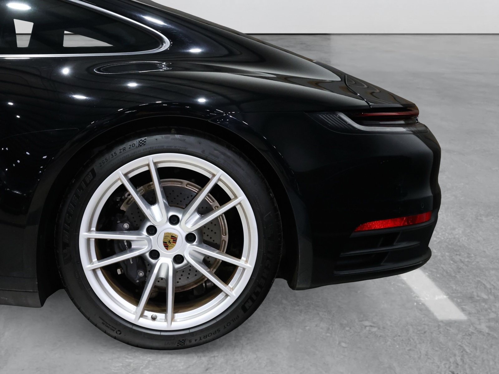Used 2022 Porsche 911 Carrera RWD image 37